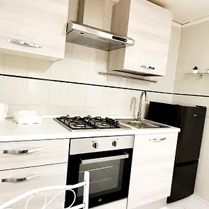 https://la-casina-di-adry.hotels-amalfi.com